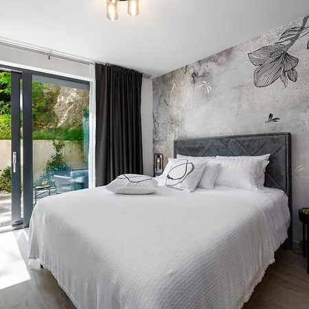 Appartement Modern Lacus *