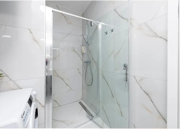 Modern Lacus * Ντουμπρόβνικ